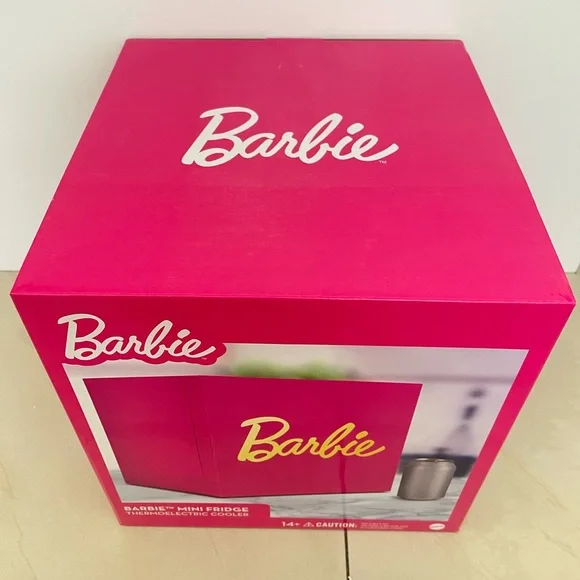 Last one Barbie Hot Pink Cooler Mini Fridge 6.7L Single Door 9 Can
